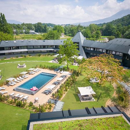 Miura Hotel Voglans Exterior photo